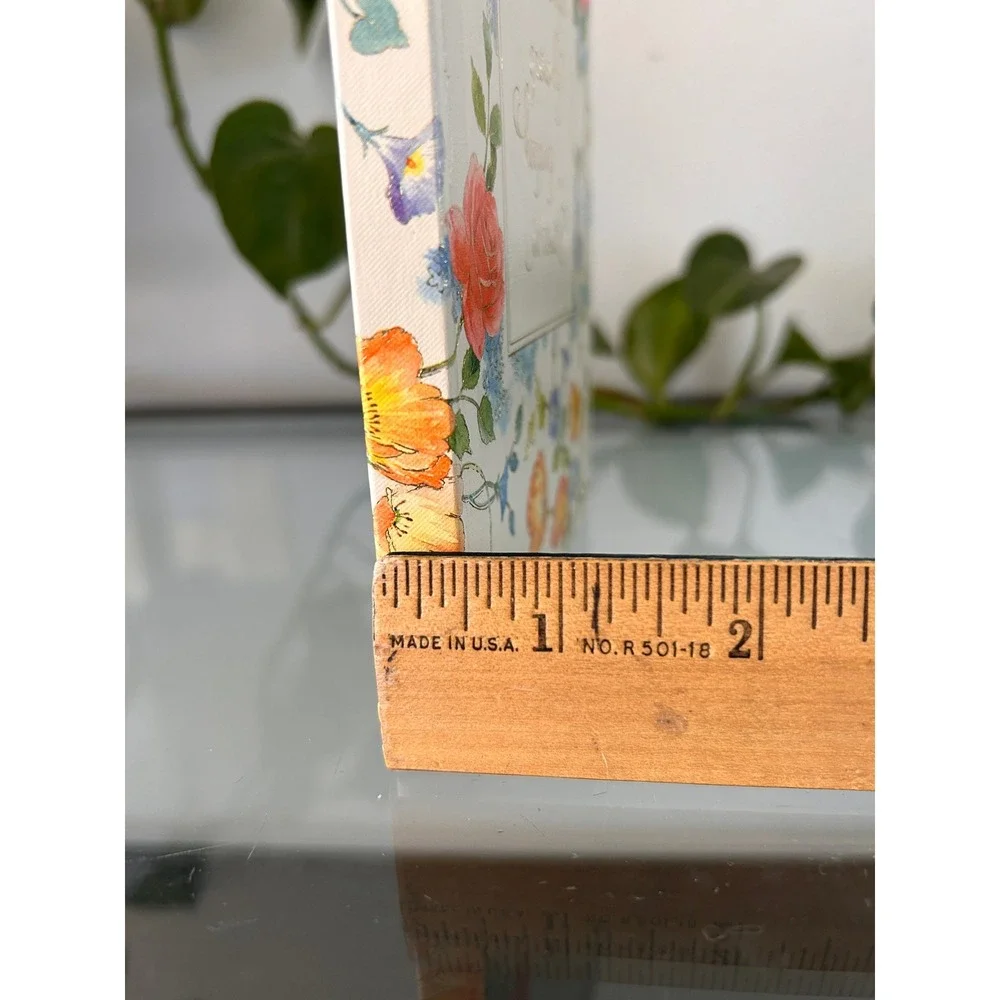 Vintage 1980 Hallmark Floral Address Book 